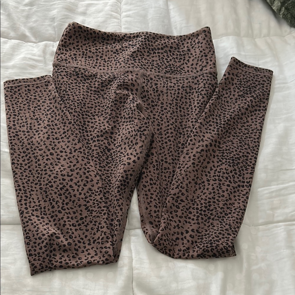 H&M Brown Leopard Print Activewear